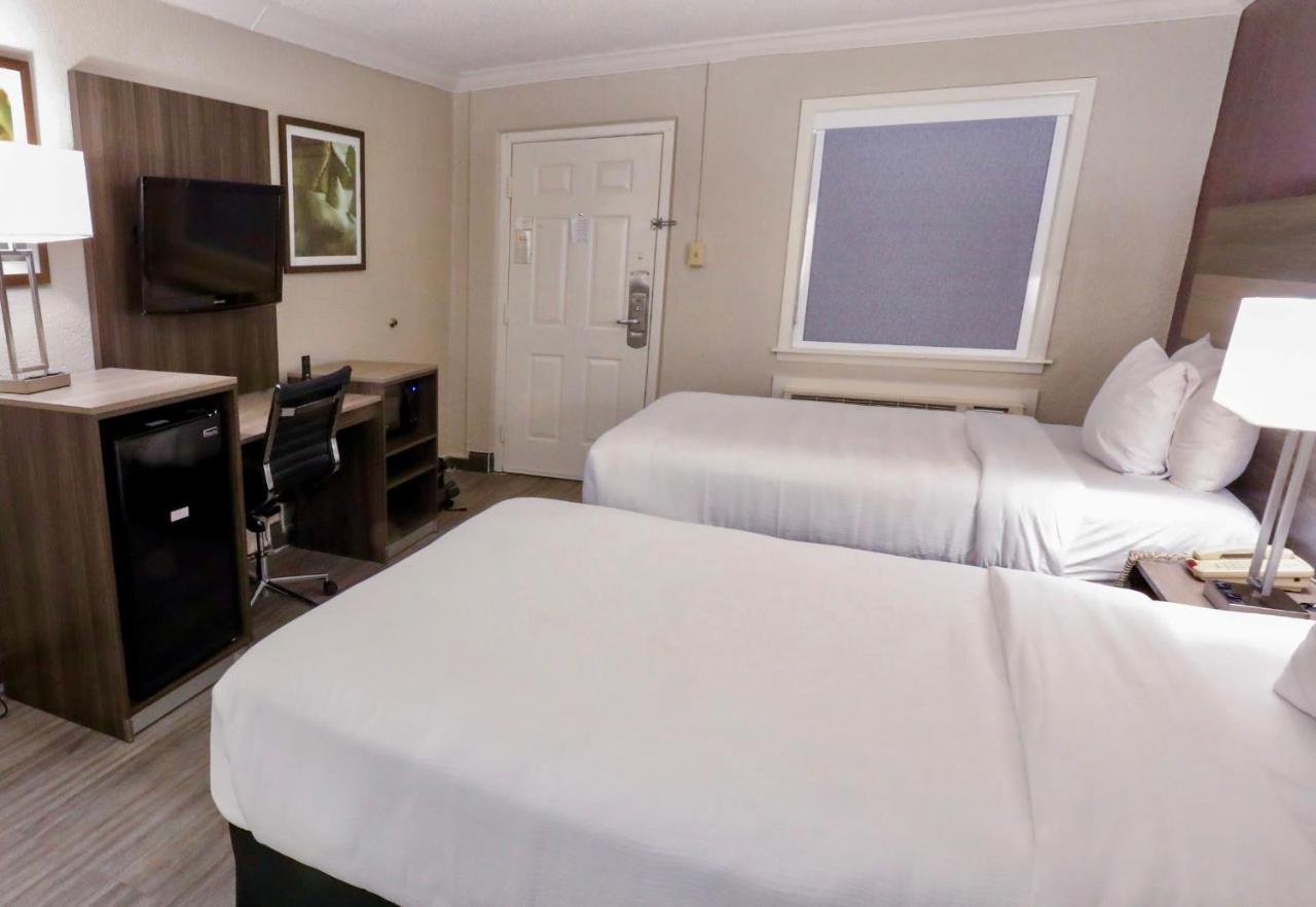 La Quinta Inn By Wyndham San Antonio Lackland Esterno foto