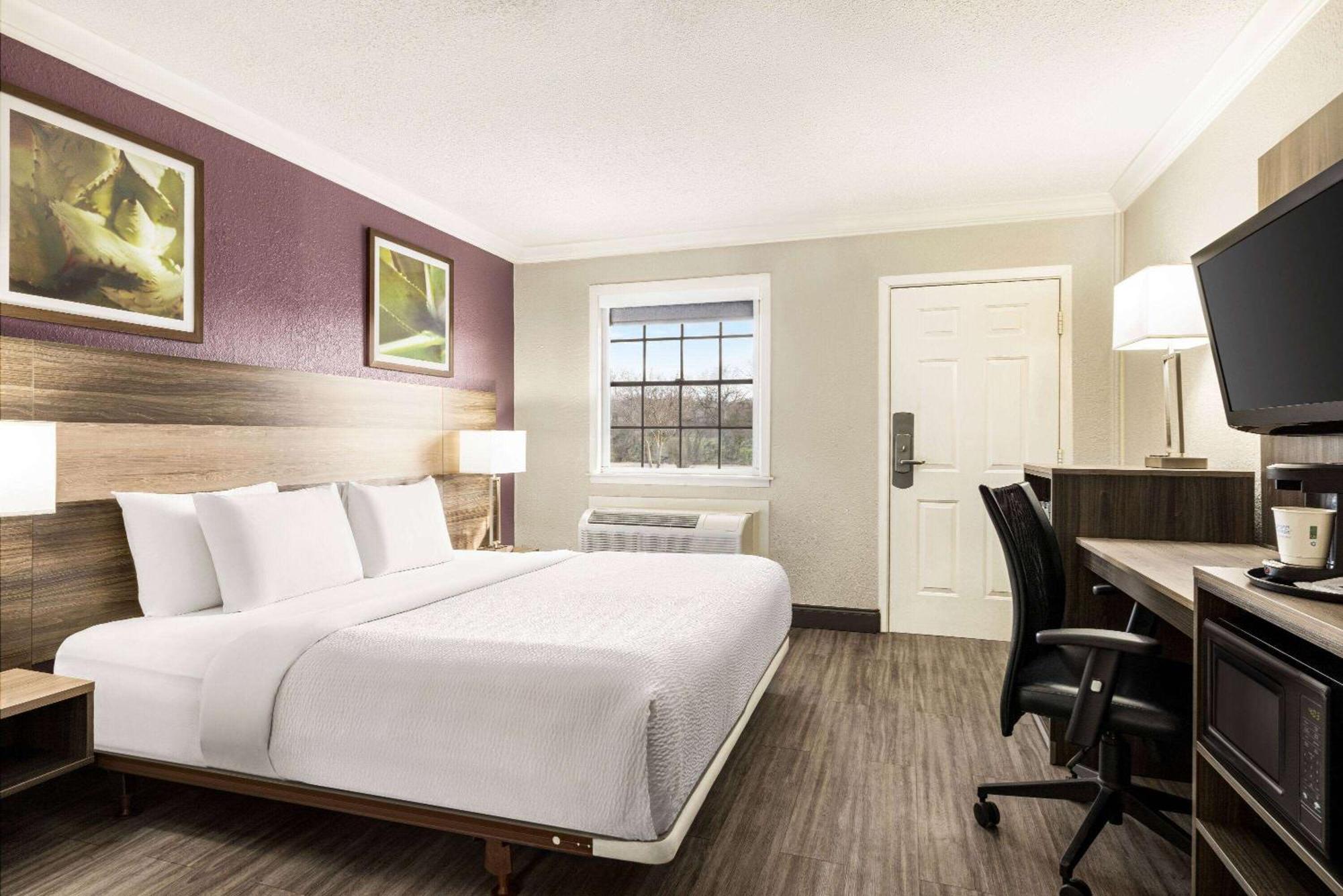 La Quinta Inn By Wyndham San Antonio Lackland Esterno foto
