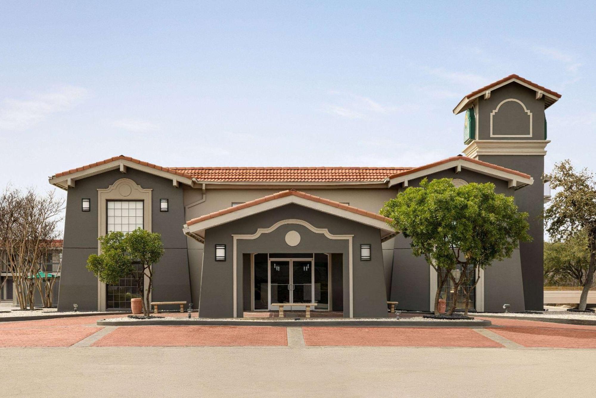 La Quinta Inn By Wyndham San Antonio Lackland Esterno foto