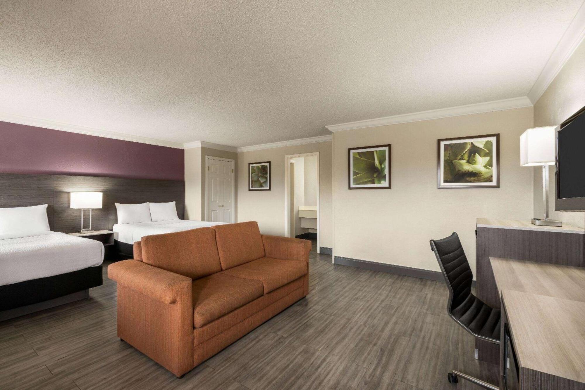 La Quinta Inn By Wyndham San Antonio Lackland Esterno foto