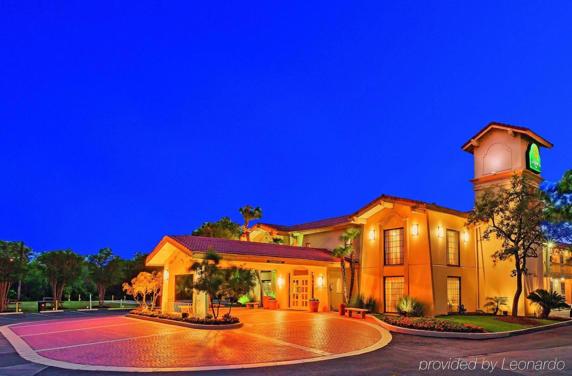 La Quinta Inn By Wyndham San Antonio Lackland Esterno foto