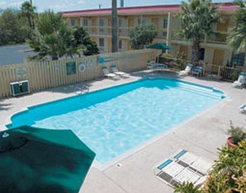 La Quinta Inn By Wyndham San Antonio Lackland Esterno foto